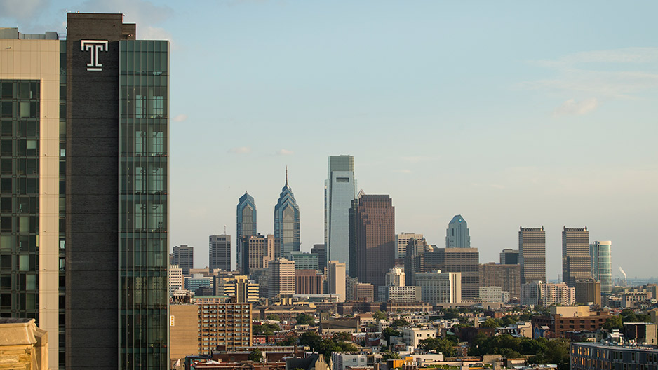 Philadelphia s skyline from Temple s Main Campus