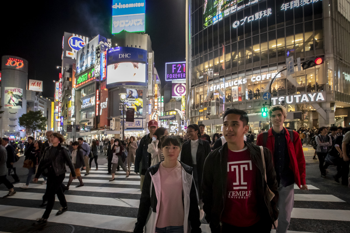 Image of Temple student studying abroad in the night life of Tokyo, Japan.