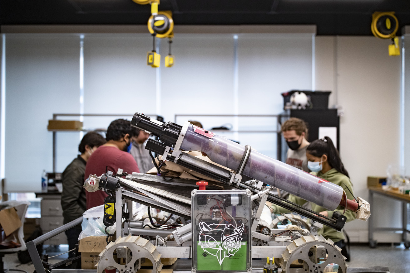 Image of Temple s Lunabotics robot.