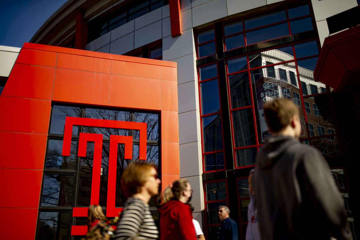 Campus stock of Student Center.