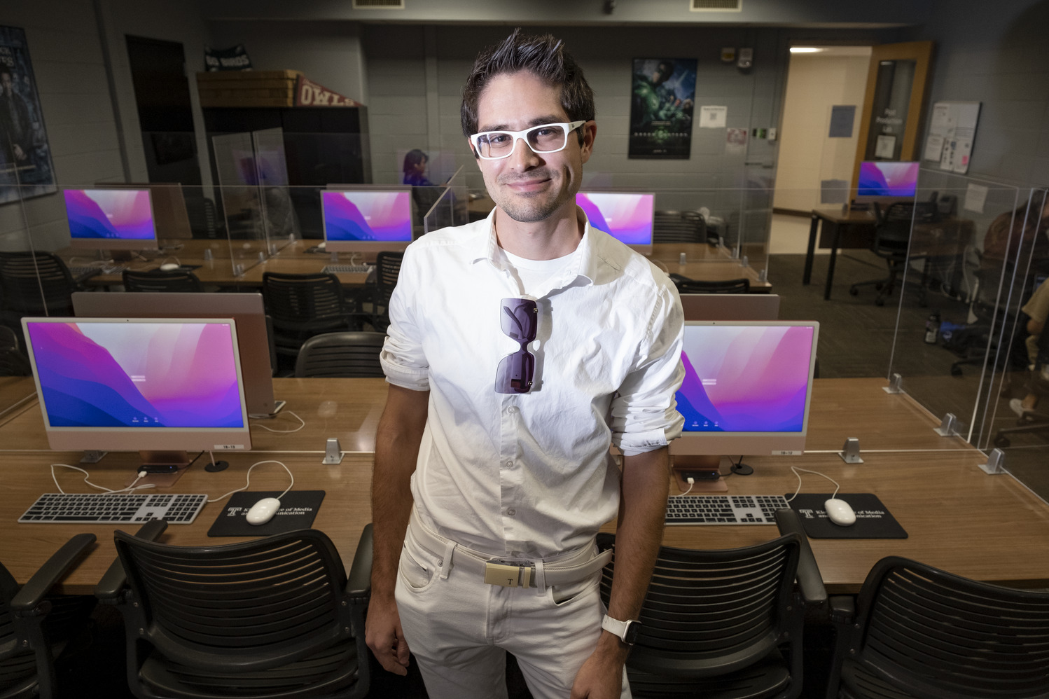 Image of Thomas Sharpe in a computer lab.