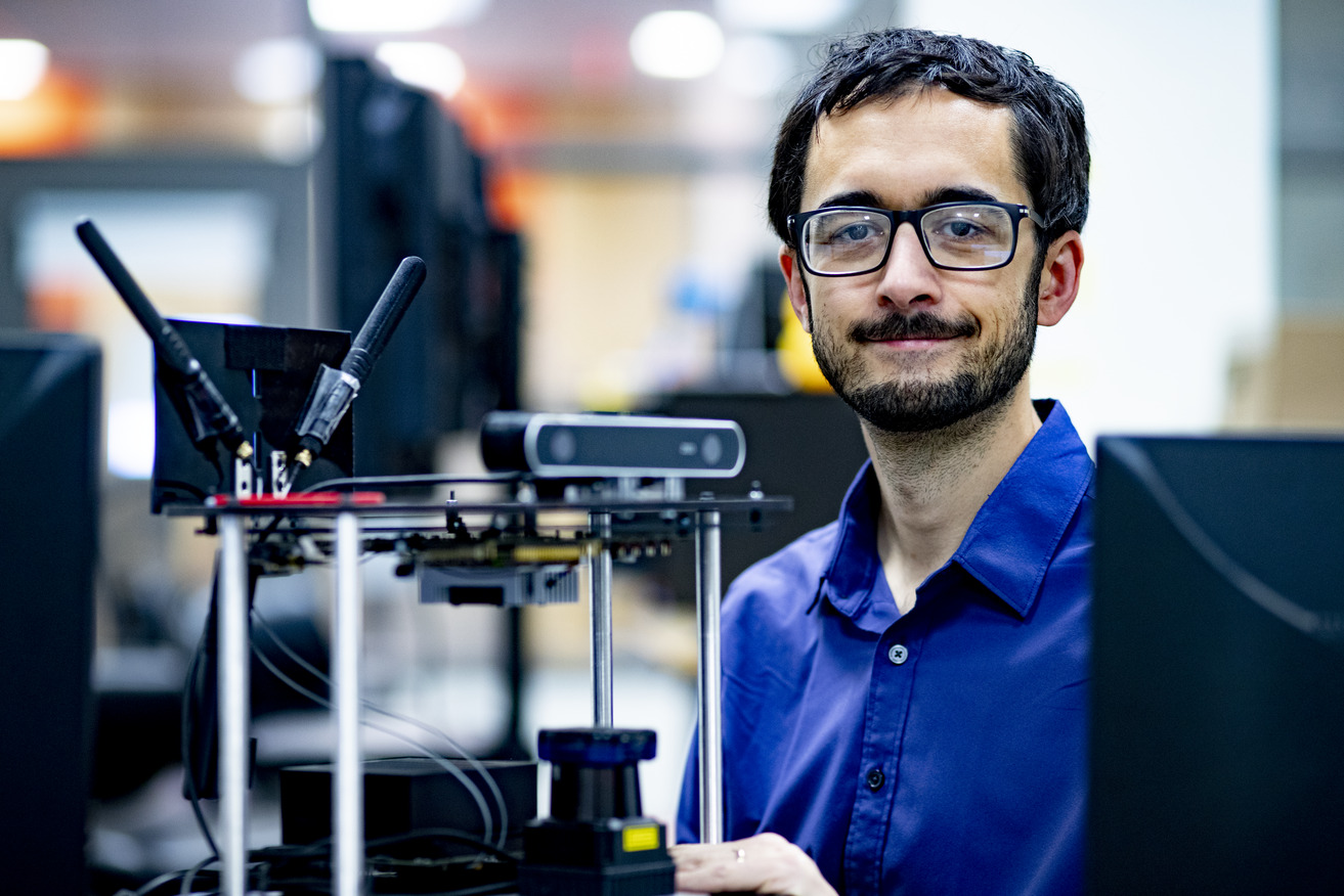 Image of Assistant Professor of Mechanical Engineering Philip Dames.