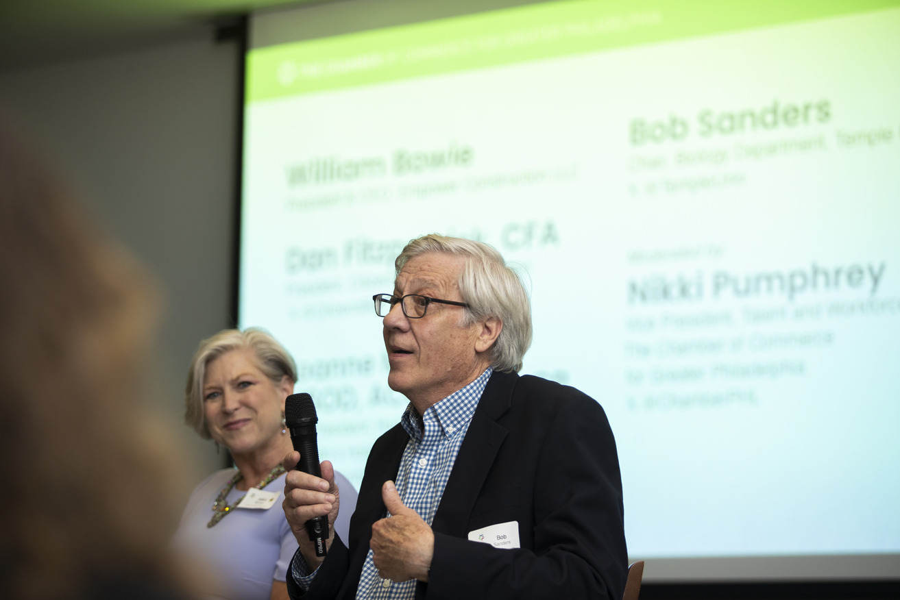 Bob Sanders speaking at a Chamber event.