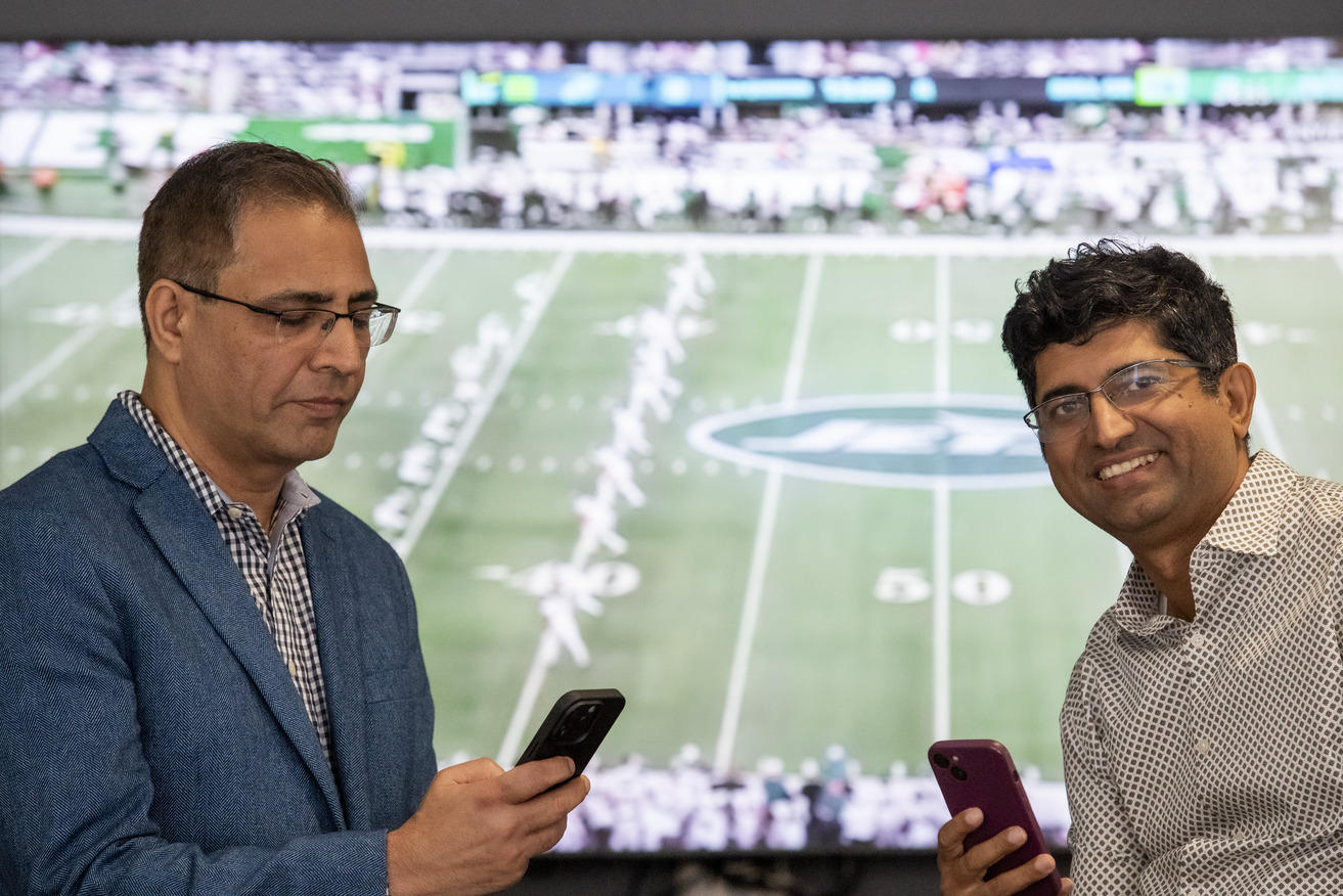 Image of Sunil Wattal and Vinod Venkatraman.