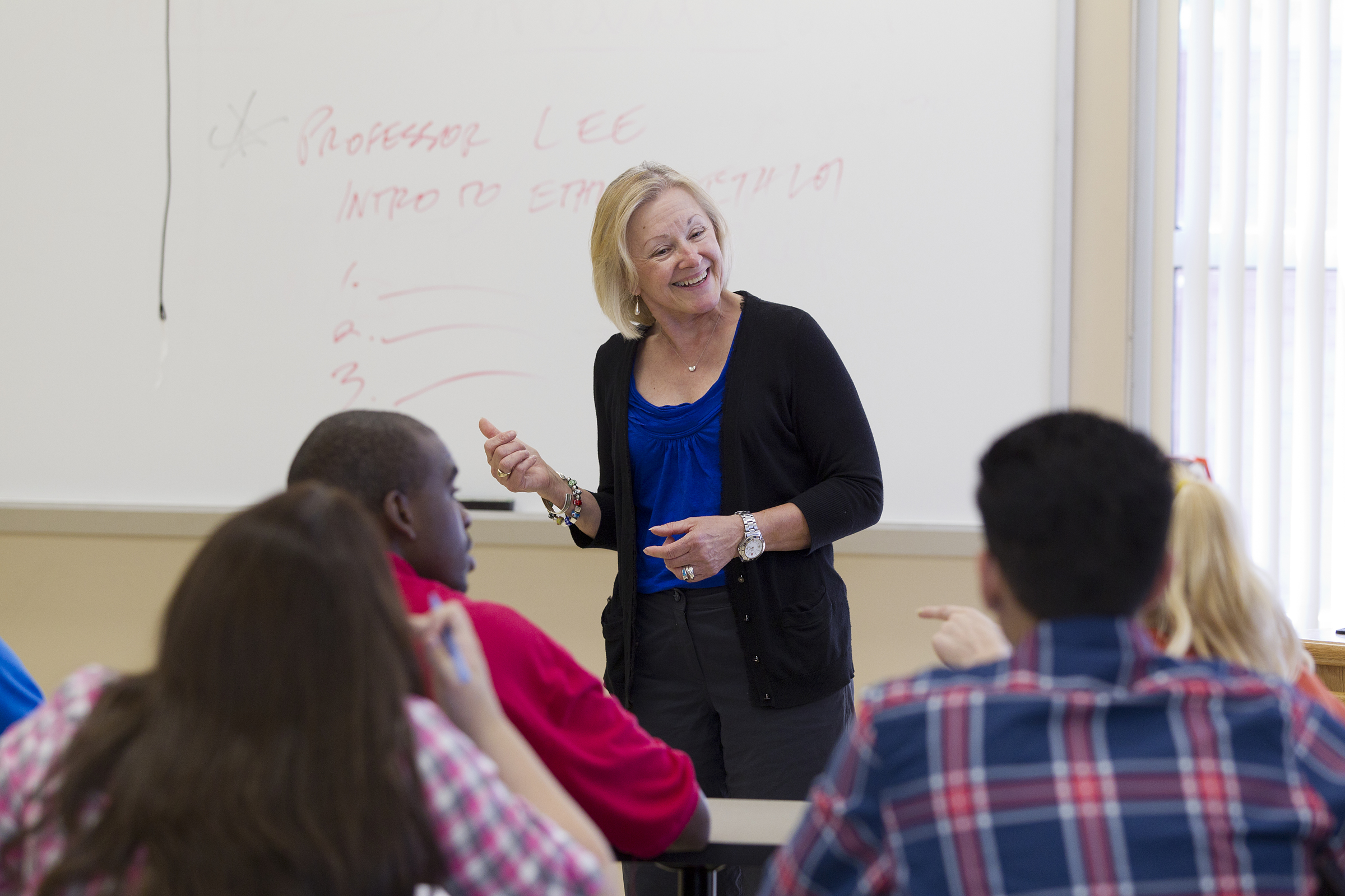 Students receive career development advice at Temple University Ambler.