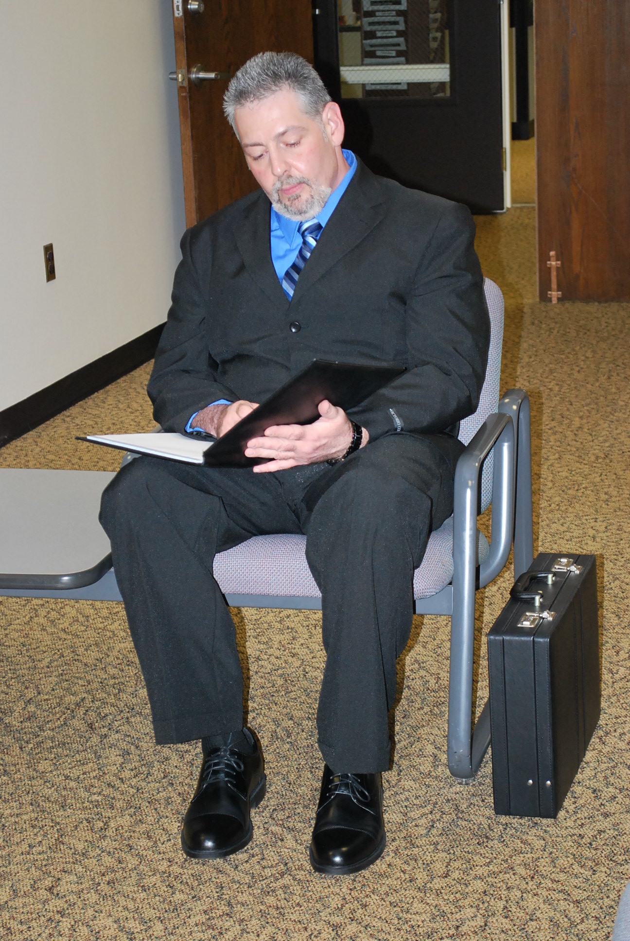 student preparing for interview