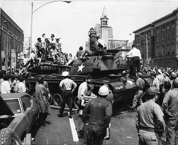 people on tanks