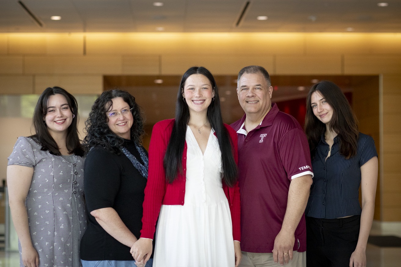 Image of the Kaskey family.