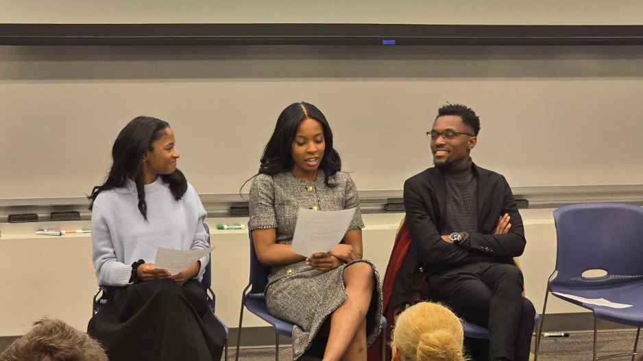 Panel of alumni guests speaks to pre-law students