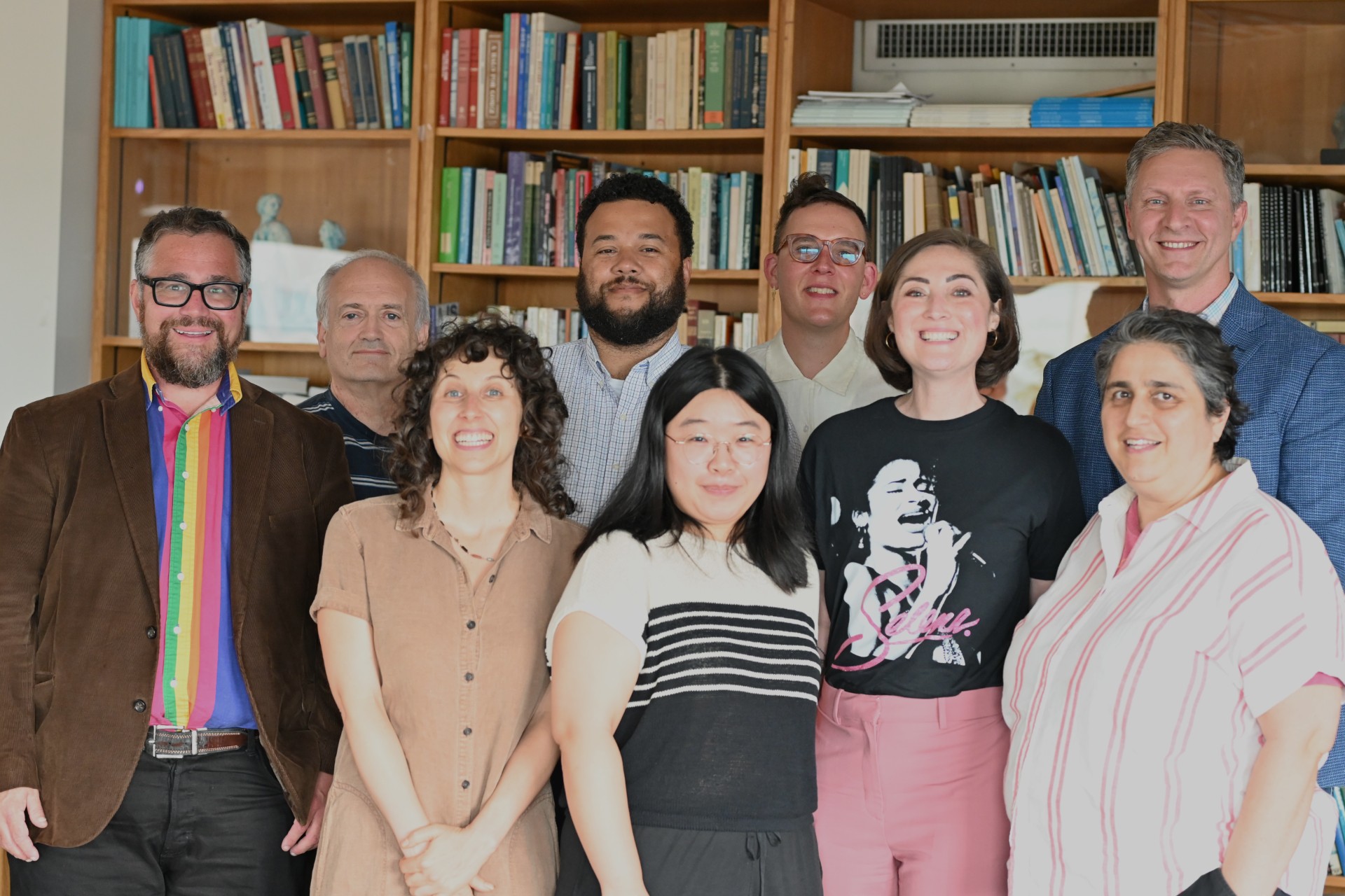 The 26-27 CHAT Fellows post for group shot.