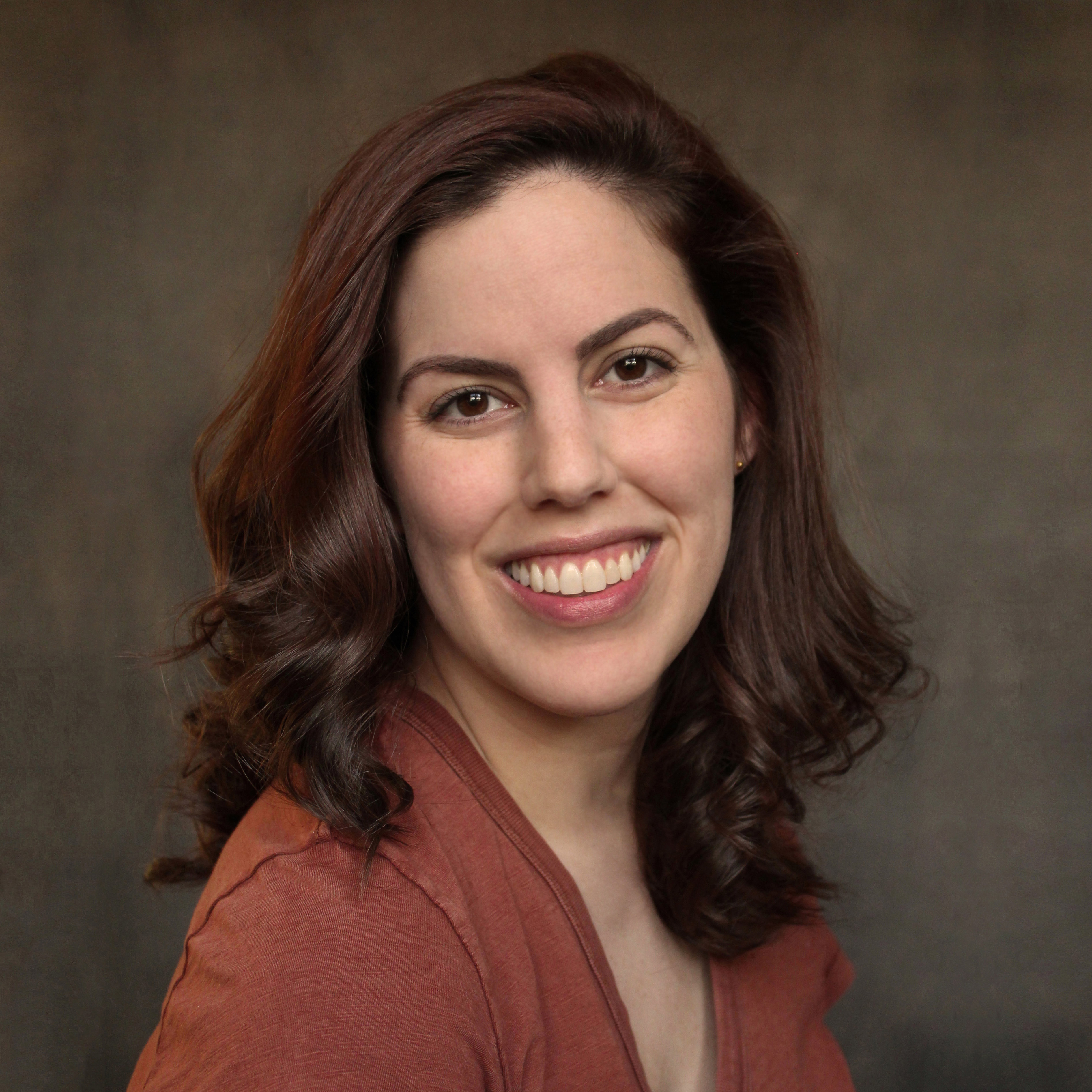 Vivian Lauver headshot