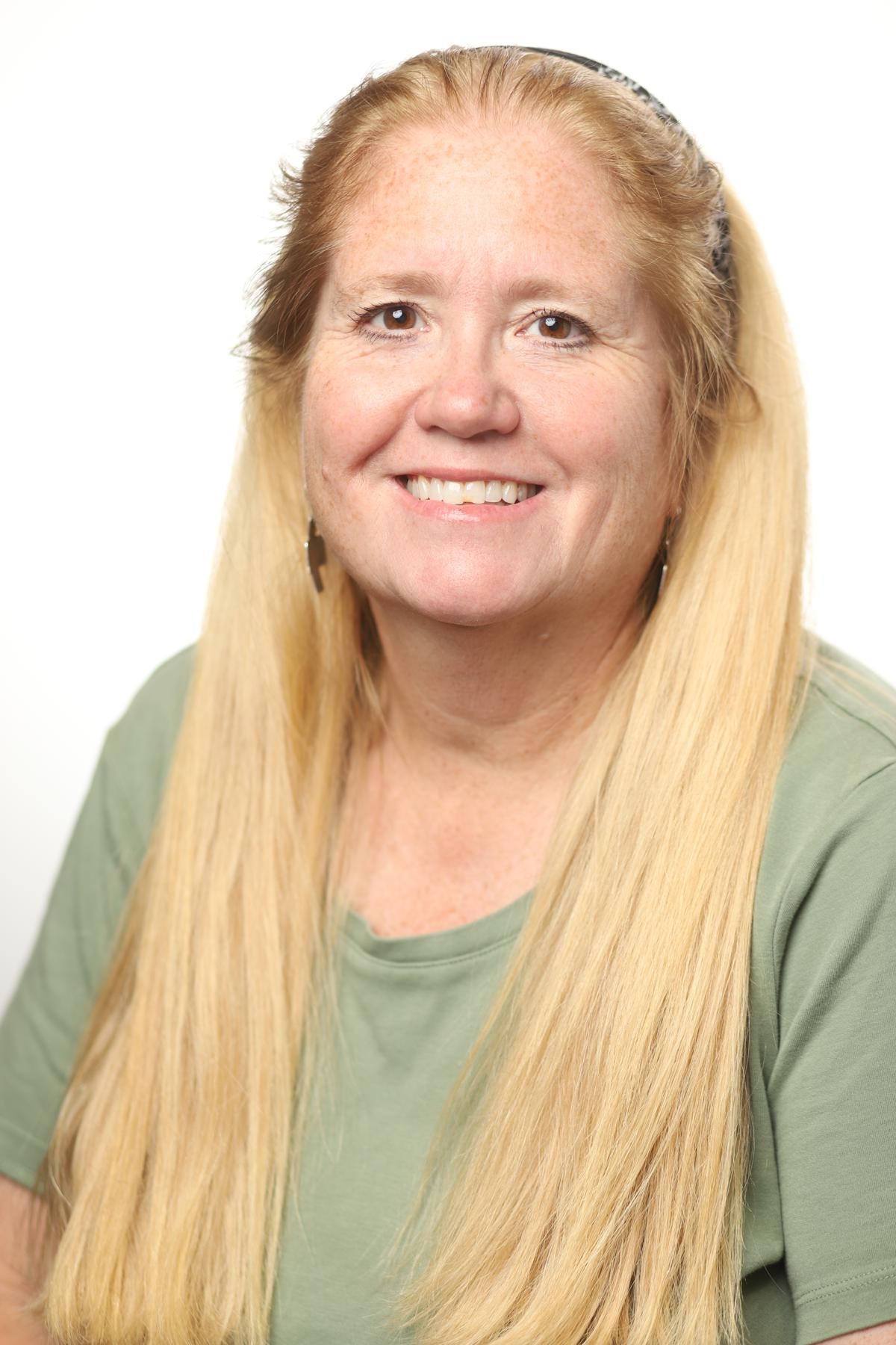 Karen Zimm headshot