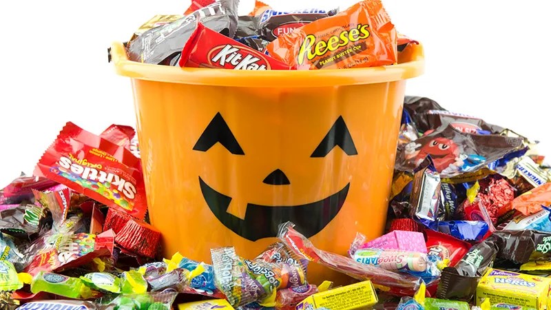 Ambler Campus: Campus Trick-or-Treating 5