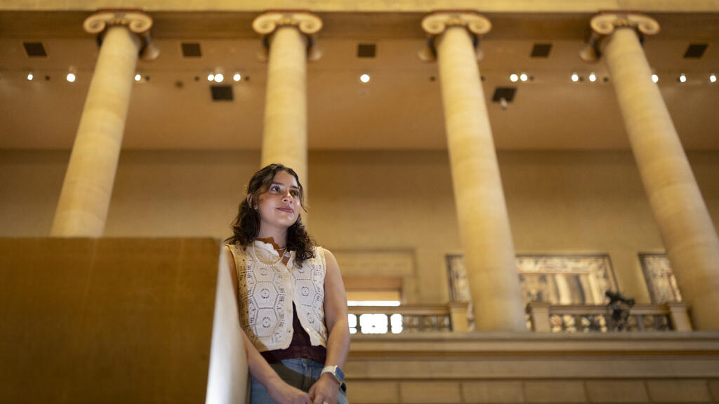 maria lombana in the pma great stair hall