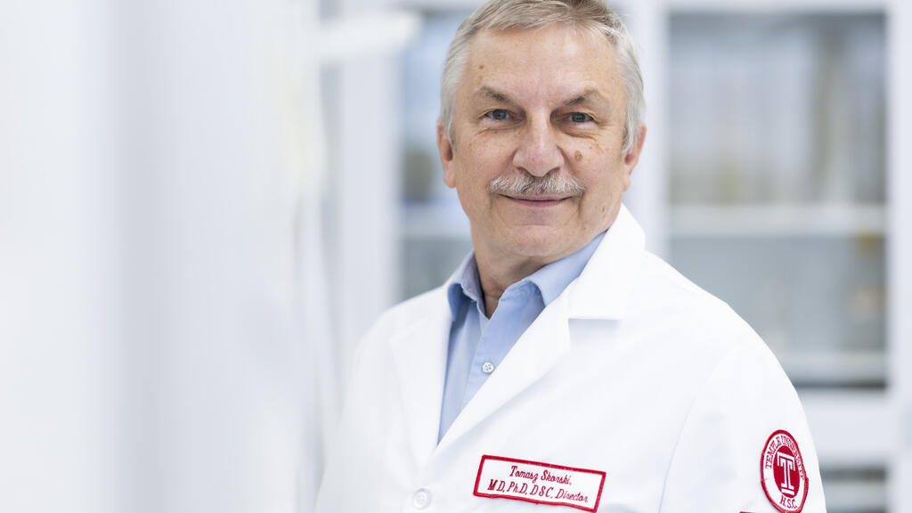 Temple researcher Tomasz Skorski is pictured in his lab at the Fels Cancer Institute for Personalized Medicine at the Lewis Katz School of Medicine