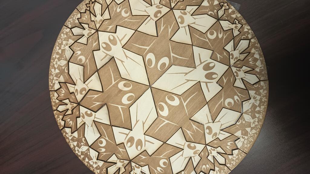Hyperbolic puzzle