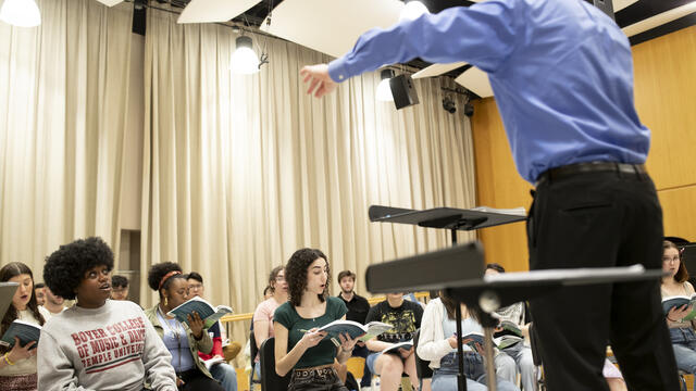 Image of the concert choir rehearsing.