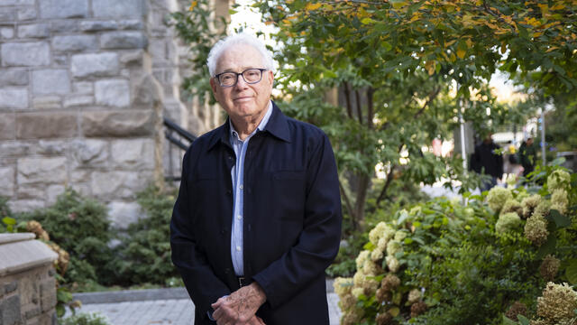 Larry Magid standing outside