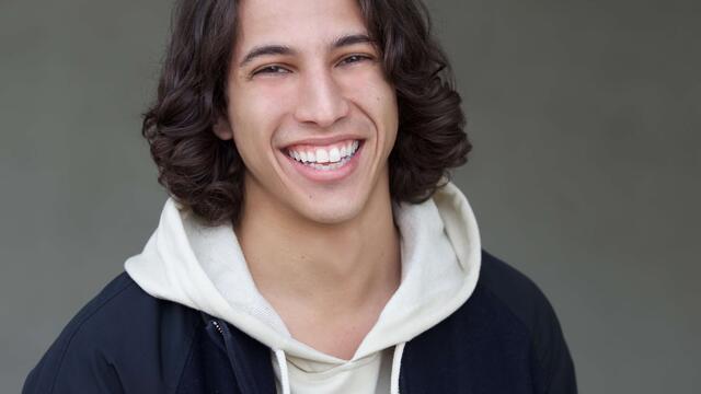 Temple alumnus Benjamin Norris is co-starring in the Netflix series