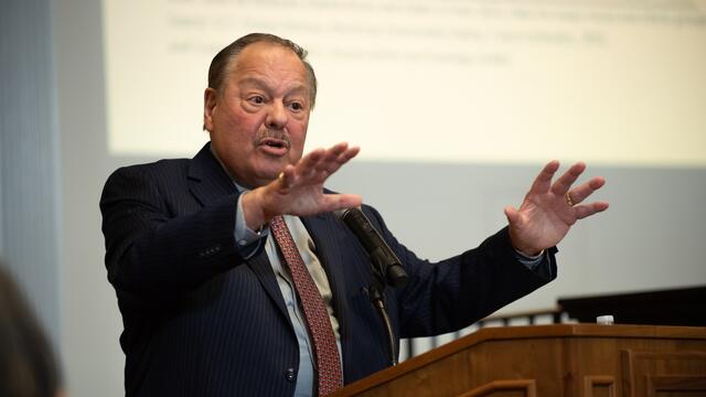 Image of Nelson A. D az.