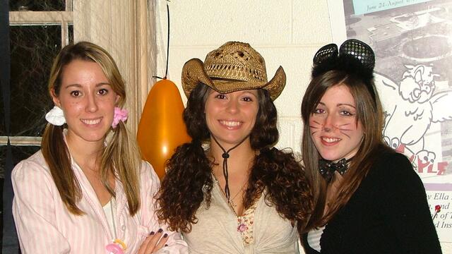 Ambler Campus: Campus Trick-or-Treating