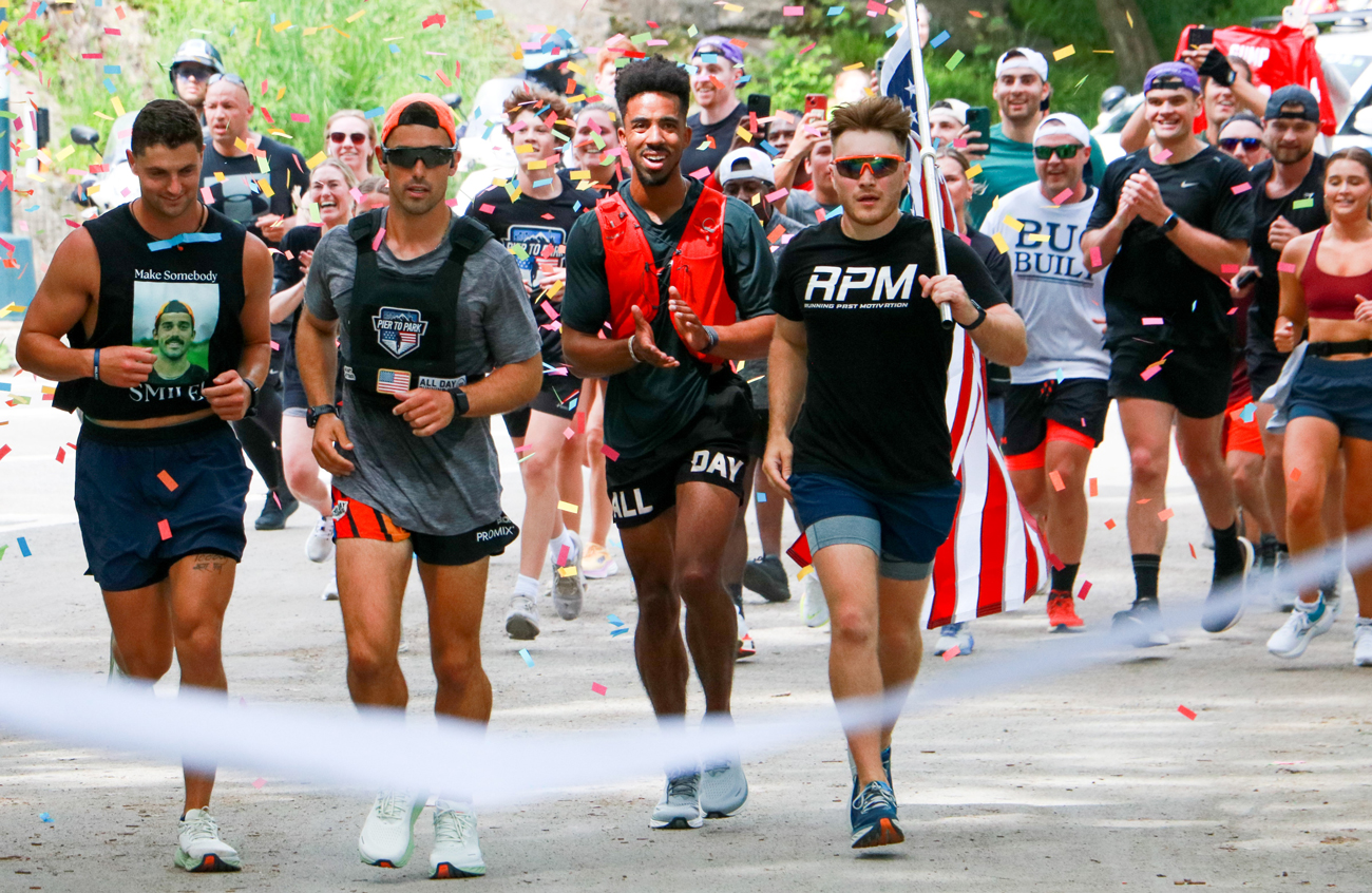 Image of Eric Kiewlak running at Central Park in New York City.